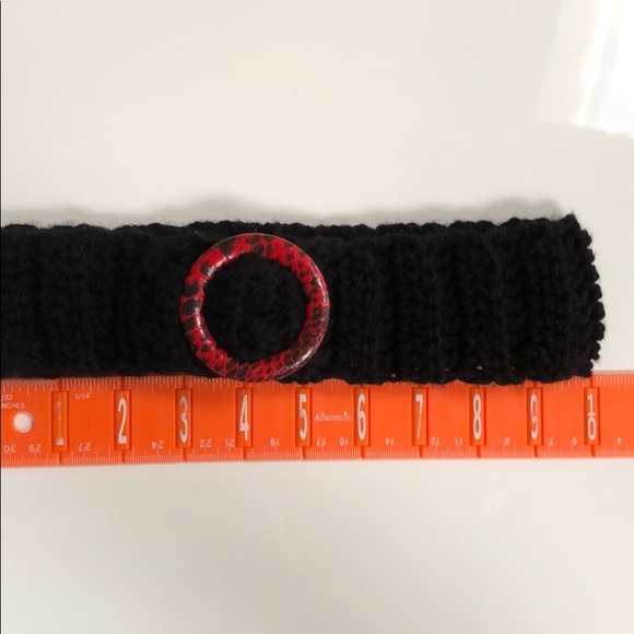 Black & red headband hand crochet - Picture 3 of 3